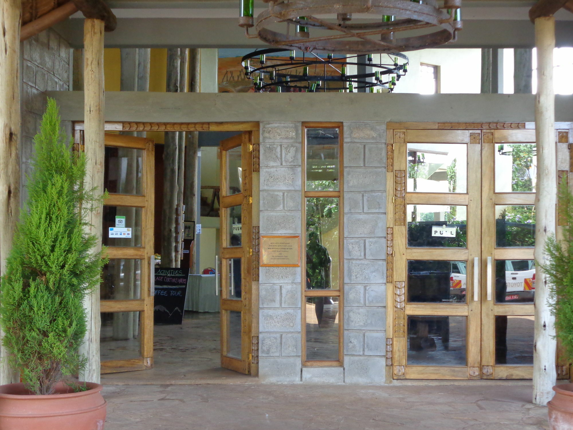 Weru Weru River Lodge Екстер'єр фото